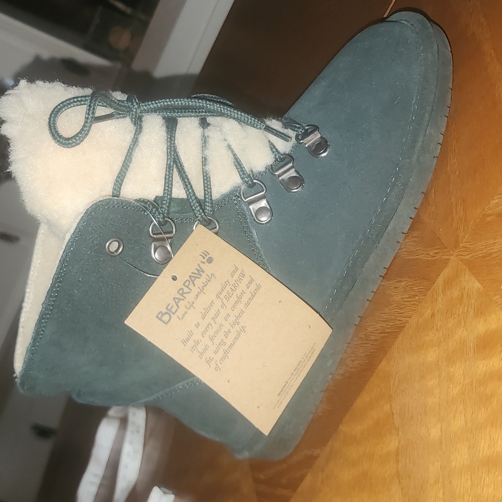 BEARPAW BOOTS